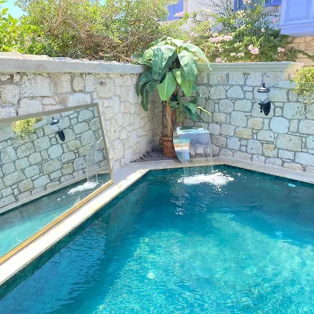 Lalasa Alacati מלון *