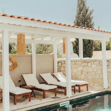 Lalasa Alacati فندق