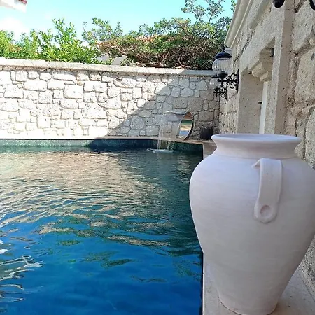 Lalasa Alaçatı * Çeşme